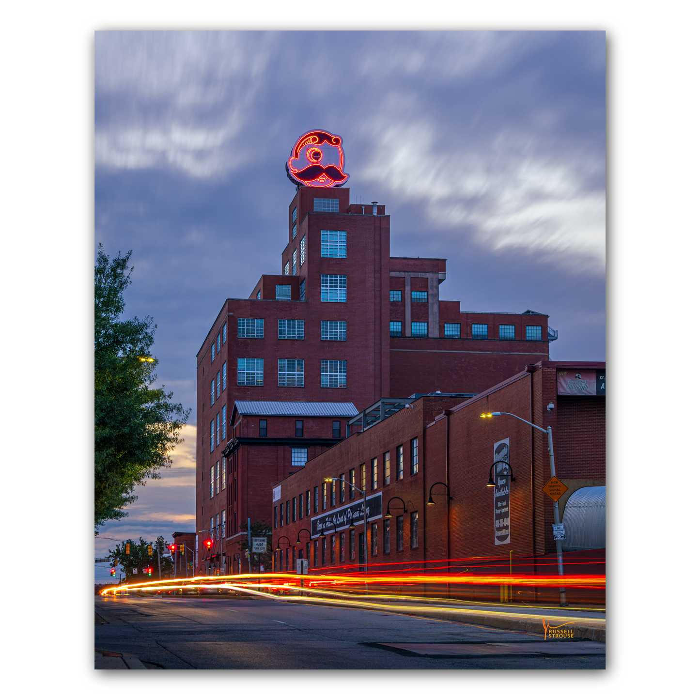 Brewers Hill Natty Boh Glow